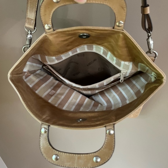 Antoni Lightly Distressed Leather Handbag -Latte - Picture 7 of 13